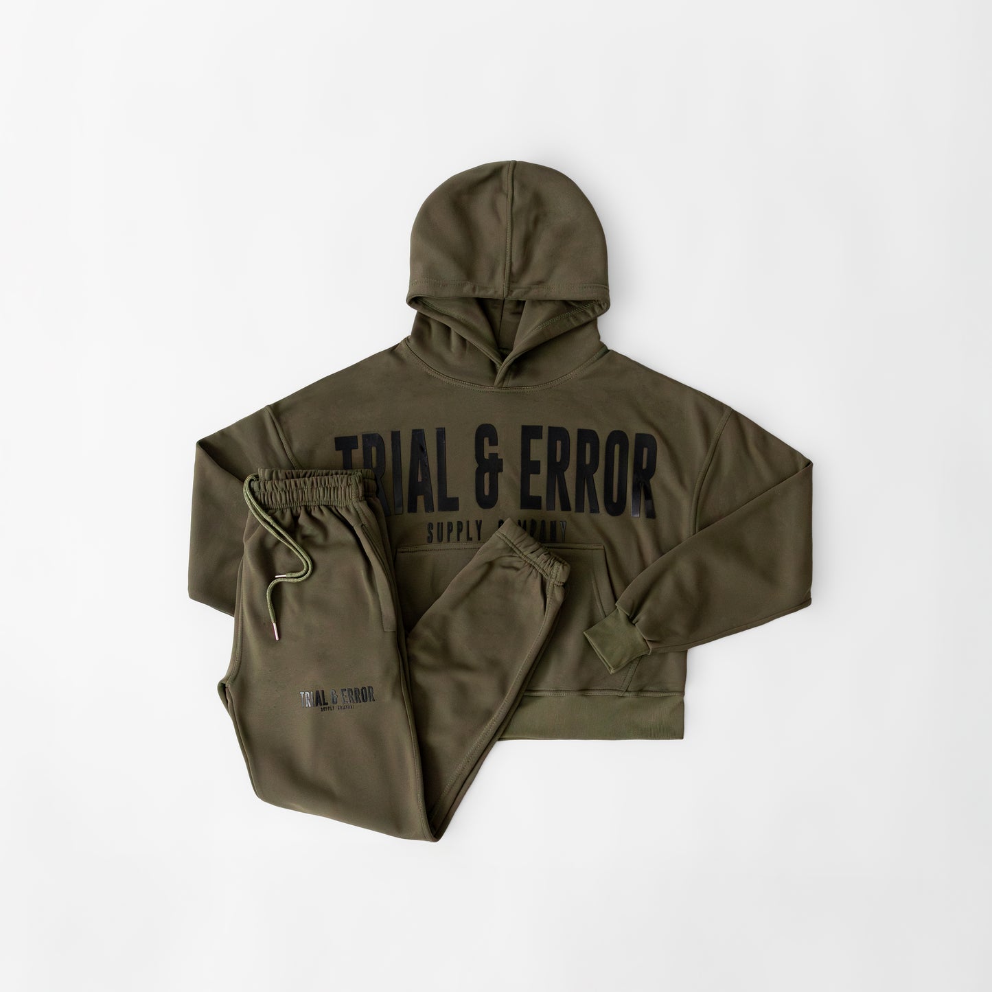 ESSENTIAL WEAR JOGGER SET